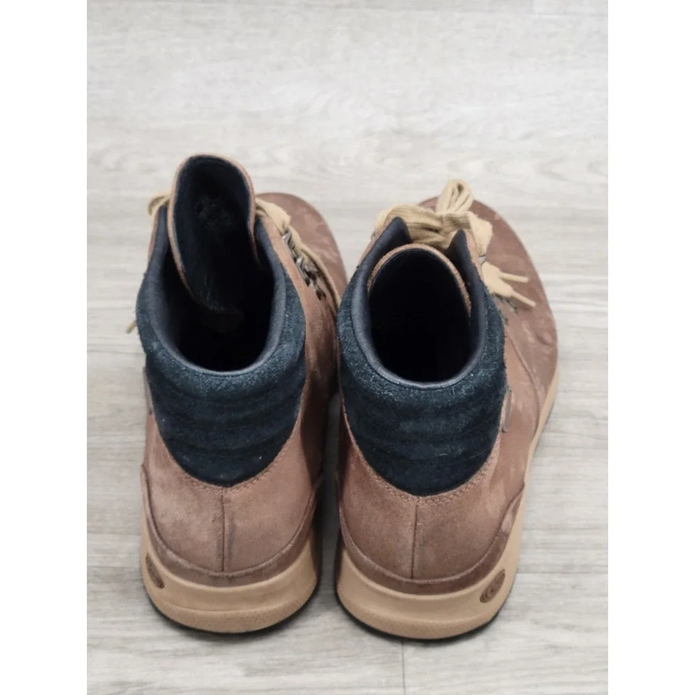 Chaco Men's Frontier Waterproof Boots Otter Tan Suede Size 11.5 J106027